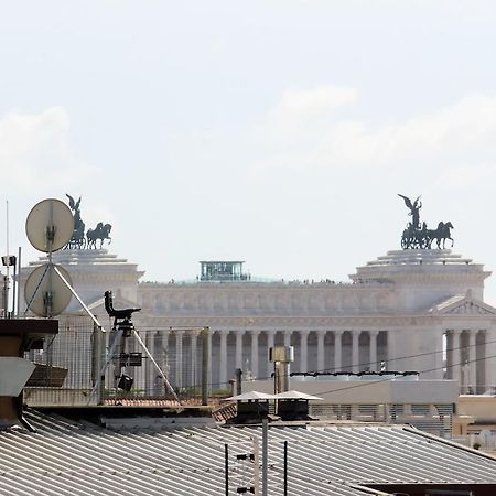 Crispi Luxury Apartments - My Extra Home Rome Room photo